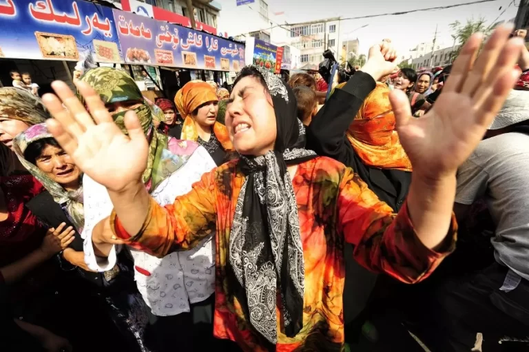 uyghur-woman-china